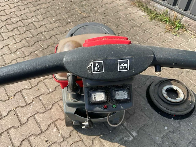 2019 cleanfix ra395 schrob-zuigmachine - afbeelding 5 van  8