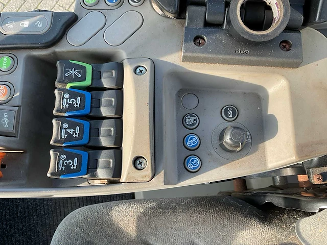 2019 deutz-fahr 5115-df ttv 4wd compacttractor - afbeelding 22 van  39