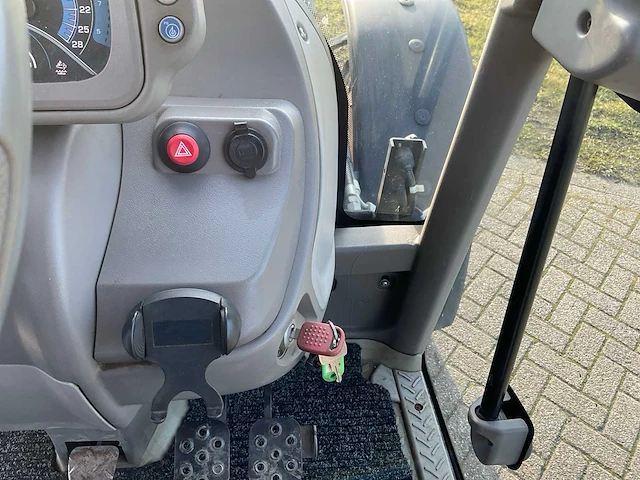 2019 deutz-fahr 5115-df ttv 4wd compacttractor - afbeelding 29 van  39