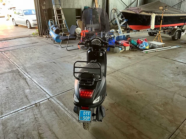 2019 djjd scooter - afbeelding 9 van  15