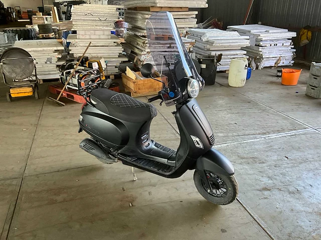 2019 djjd scooter - afbeelding 11 van  15