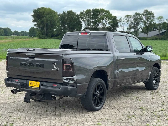 2019 dodge ram 1500 5.7 v8 4x4 cc laramie - afbeelding 14 van  18