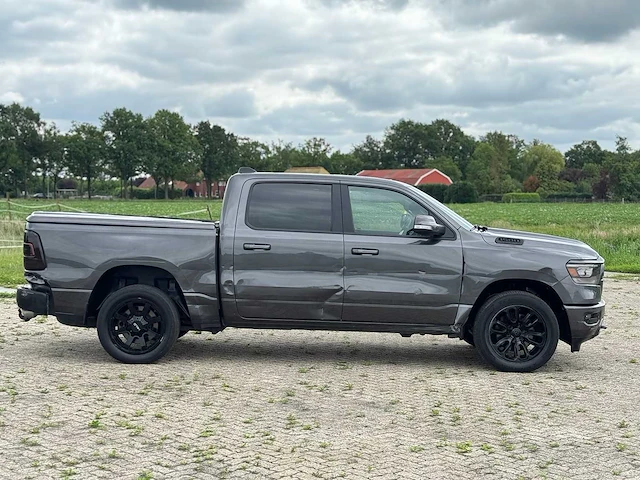 2019 dodge ram 1500 5.7 v8 4x4 cc laramie - afbeelding 15 van  18
