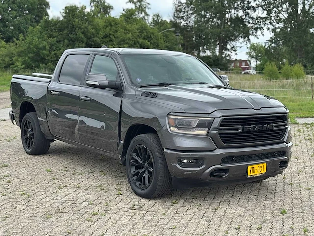 2019 dodge ram 1500 5.7 v8 4x4 cc laramie - afbeelding 16 van  18