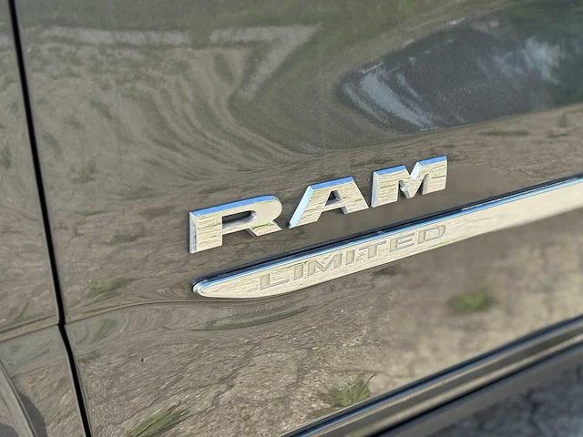 2019 dodge ram 1500 5.7 v8 4x4 cc limited - afbeelding 3 van  37