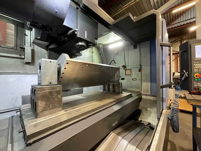 2019 doosan dnm 750-ii cnc machining center - afbeelding 28 van  31