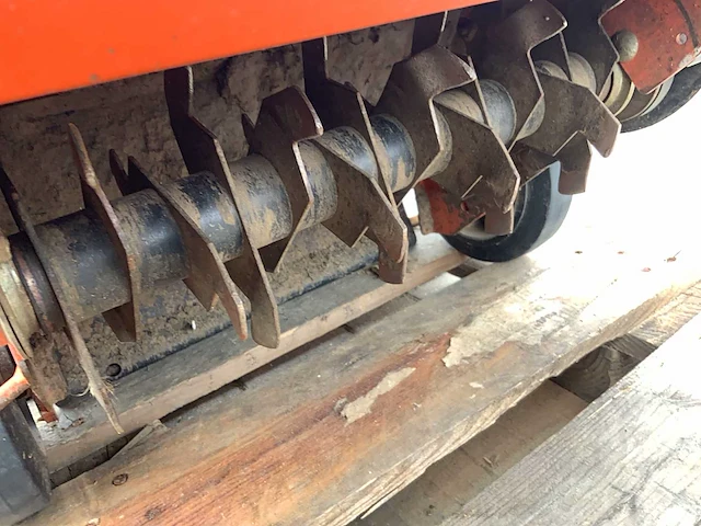 2019 eliet e401 vm verticuteermachine - afbeelding 6 van  7