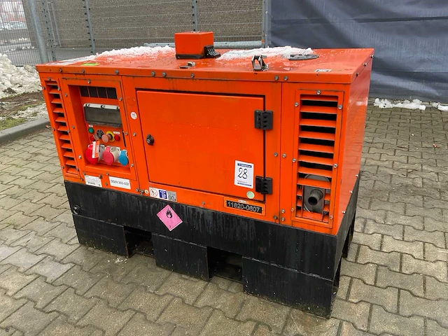 2019 europower generators eps113tde stroom aggregaat - afbeelding 1 van  12