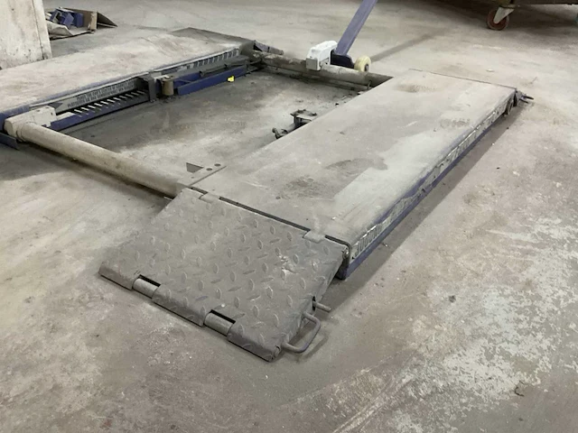 2019 falco vl30f230b schaarhefbrug - afbeelding 3 van  9
