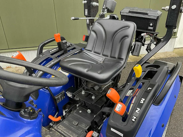 2019 farmtrac 26 4wd smalspoor- en compacttractor - afbeelding 6 van  20