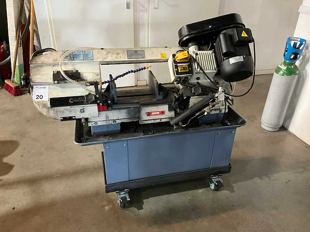 2019 hbm 712 metalen horizontale bandzaagmachine - afbeelding 1 van  11