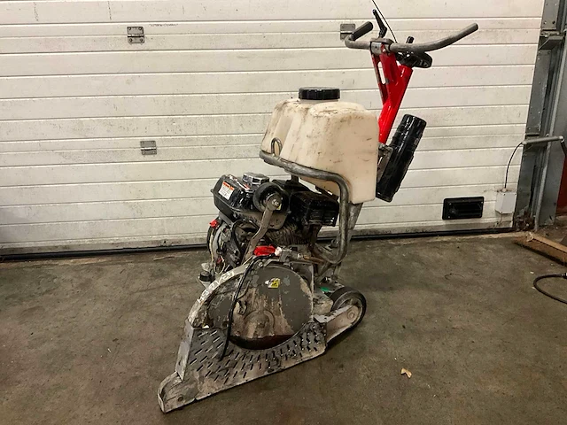 2019 husqvarna fs305 betonzaag - afbeelding 1 van  6