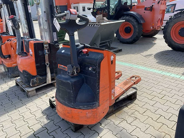 2019 hyster p2.0 elektrische palletwagen - afbeelding 1 van  8