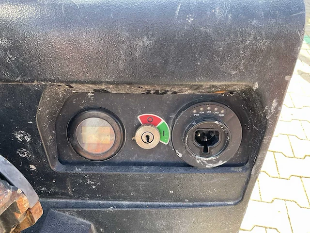 2019 hyster p2.0 elektrische palletwagen - afbeelding 6 van  8