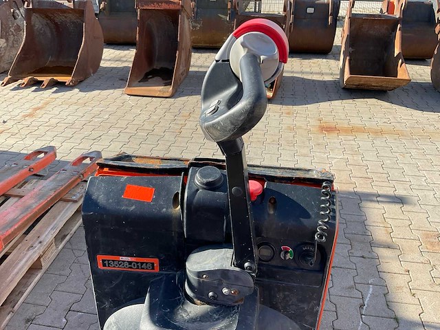 2019 hyster p2.0 elektrische palletwagen - afbeelding 5 van  8