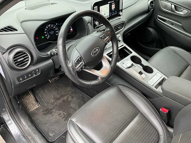 2019 hyundai kona ev premium 64 kwh personenauto - afbeelding 2 van  26
