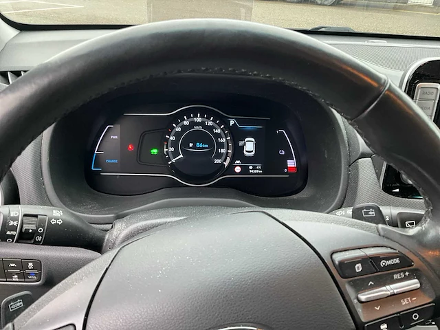 2019 hyundai kona ev premium 64 kwh personenauto - afbeelding 3 van  26