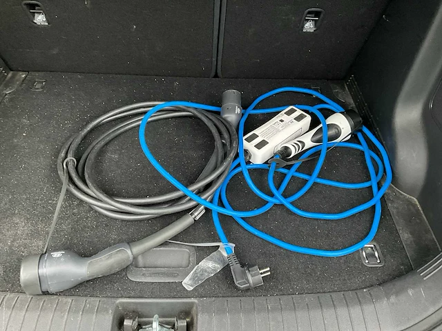 2019 hyundai kona ev premium 64 kwh personenauto - afbeelding 7 van  26
