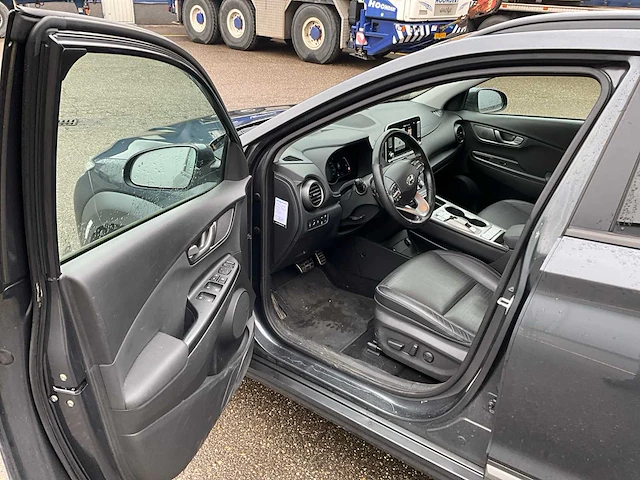 2019 hyundai kona ev premium 64 kwh personenauto - afbeelding 26 van  26