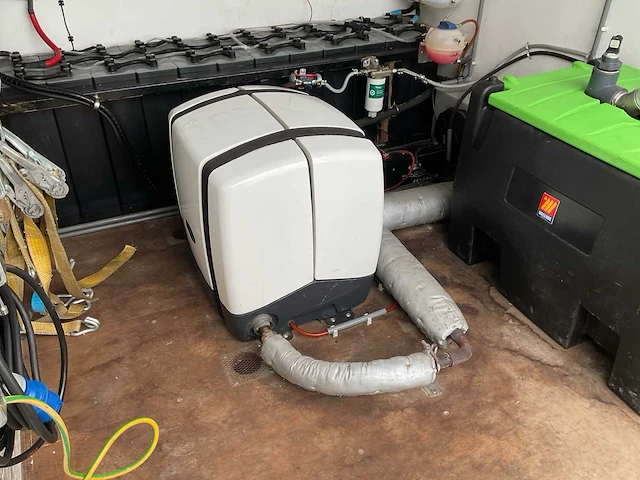2019 infra solar 1901 off-grid/hybride energy unit 10kva/24kwh - afbeelding 7 van  38