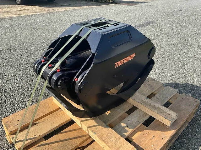2019 intermercato tg 28 bomengrijper - afbeelding 10 van  12