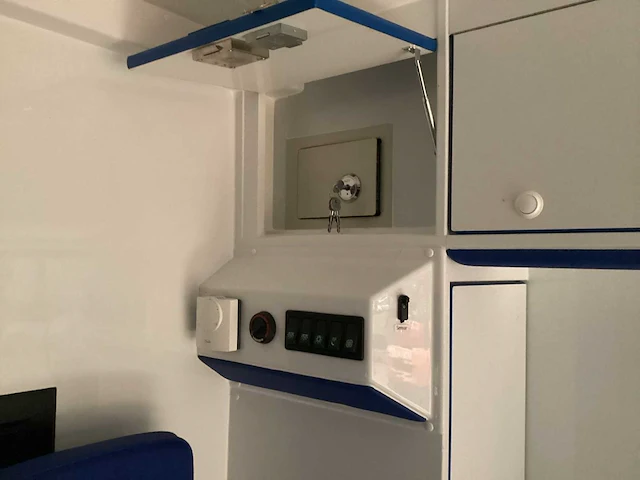 2019 iveco 55-180. 4x4 ambulance - afbeelding 2 van  24
