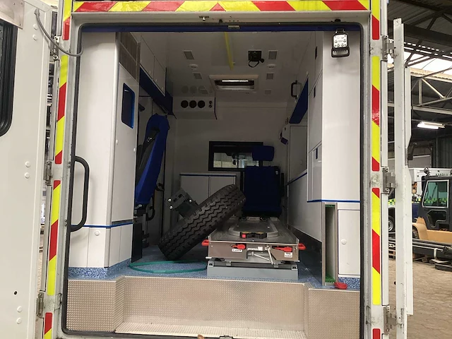 2019 iveco 55-180. 4x4 ambulance - afbeelding 21 van  24