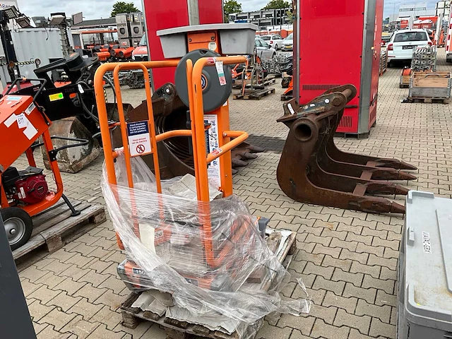 2019 jlg power towers pecolift personenlift - afbeelding 1 van  11