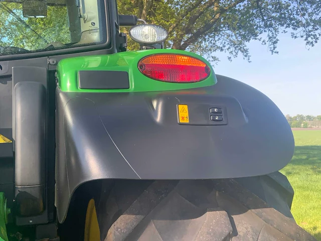 2019 john deere 6155r premium edition vierwielaangedreven landbouwtractor - afbeelding 21 van  57