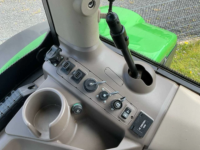 2019 john deere 6155r vierwielaangedreven landbouwtractor - afbeelding 16 van  33