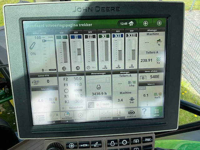 2019 john deere 6155r vierwielaangedreven landbouwtractor - afbeelding 19 van  33
