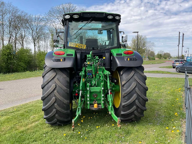 2019 john deere 6155r vierwielaangedreven landbouwtractor - afbeelding 28 van  33