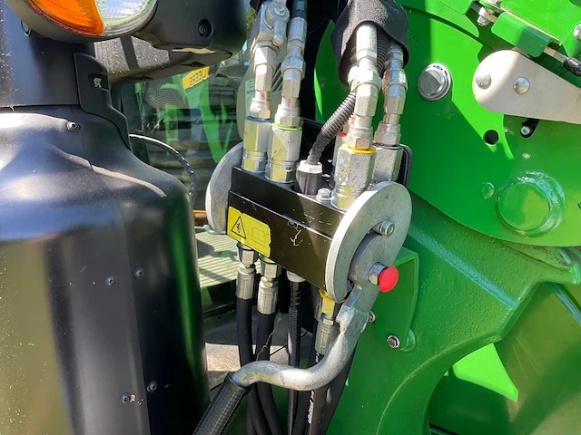 2019 john deere 6155r vierwielaangedreven landbouwtractor - afbeelding 18 van  39