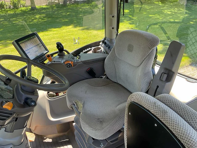 2019 john deere 6155r vierwielaangedreven landbouwtractor - afbeelding 22 van  39