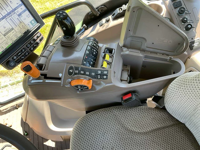 2019 john deere 6155r vierwielaangedreven landbouwtractor - afbeelding 24 van  39