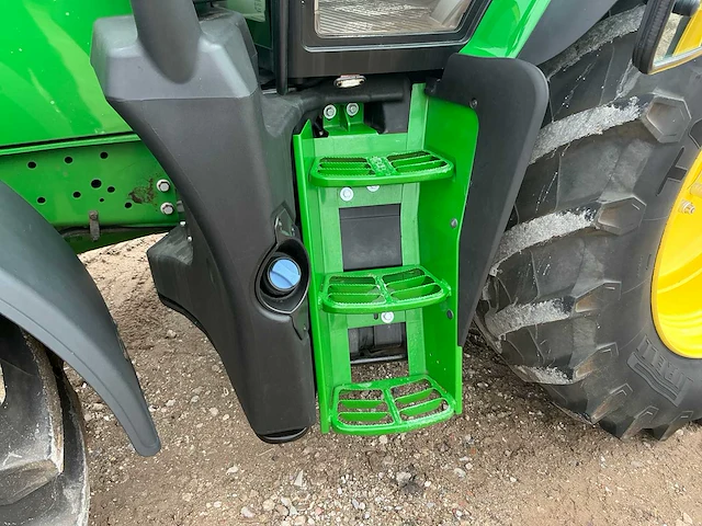 2019 john deere 6155r vierwielaangedreven landbouwtractor - afbeelding 16 van  30