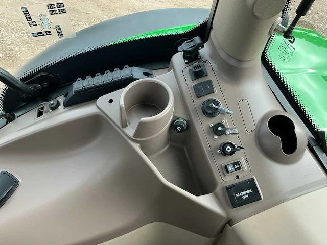 2019 john deere 6155r vierwielaangedreven landbouwtractor - afbeelding 20 van  30