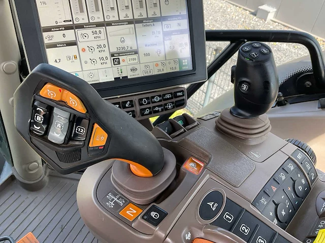 2019 john deere 6175r ultimate edition vierwielaangedreven landbouwtractor - afbeelding 24 van  38