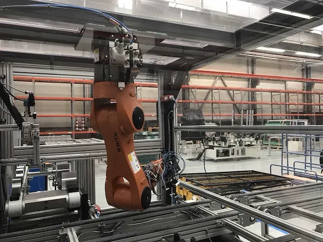 2019 kuka transportband met robot arm - afbeelding 12 van  26