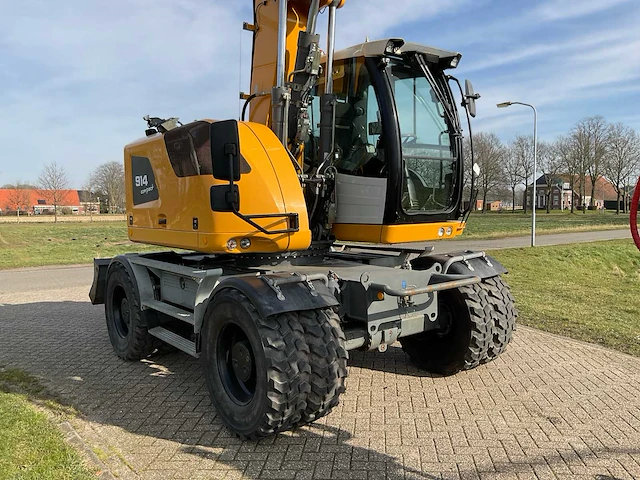 2019 liebherr a914 compact litronic banden graafmachine - afbeelding 43 van  47