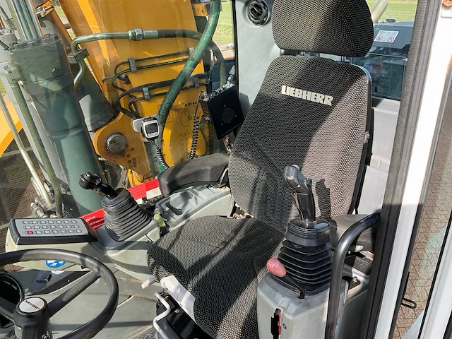 2019 liebherr a914 compact litronic banden graafmachine - afbeelding 21 van  40
