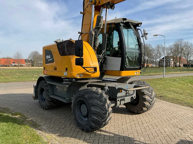 2019 liebherr a914 compact litronic banden graafmachine - afbeelding 36 van  40