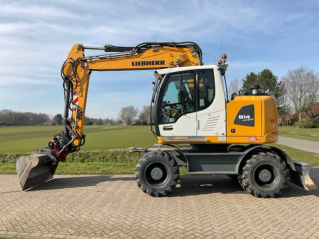2019 liebherr a914 compact litronic banden graafmachine - afbeelding 40 van  40