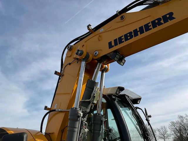 2019 liebherr a914 litronic banden graafmachine - afbeelding 15 van  42