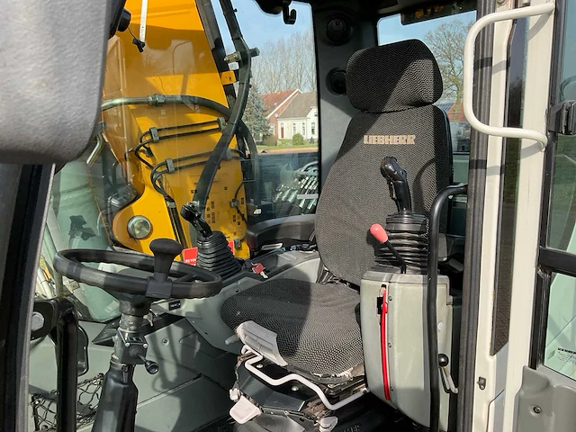 2019 liebherr a914 litronic banden graafmachine - afbeelding 25 van  42
