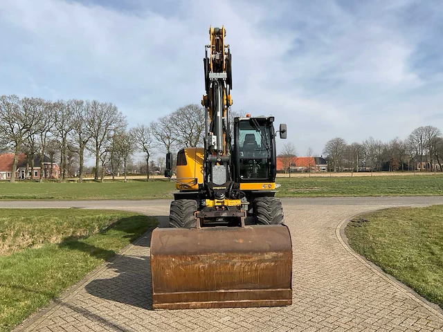 2019 liebherr a914 litronic banden graafmachine - afbeelding 23 van  42