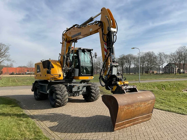 2019 liebherr a914 litronic banden graafmachine - afbeelding 34 van  42