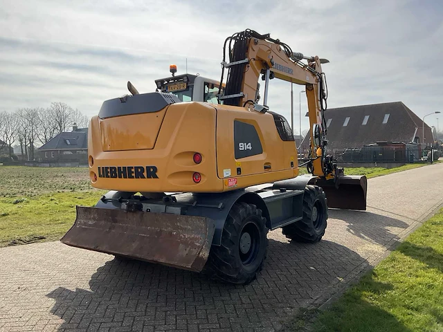 2019 liebherr a914 litronic banden graafmachine - afbeelding 38 van  42