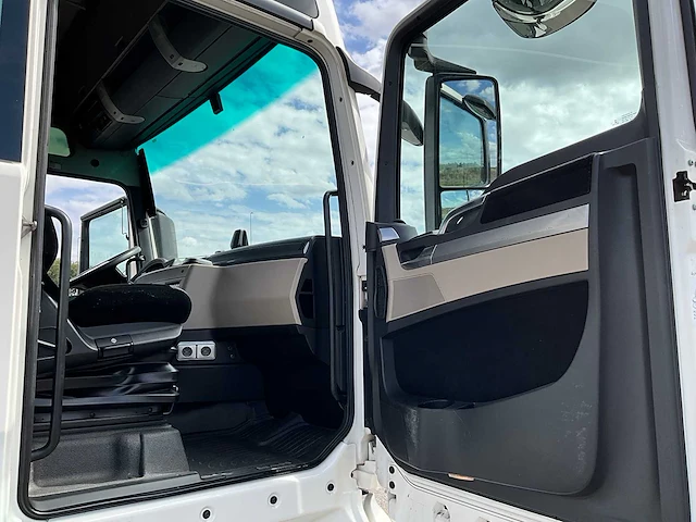 2019 man tgx 18.460 4x2 euro6 vrachtwagen - afbeelding 28 van  37