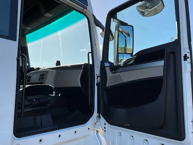 2019 man tgx 18.460 4x2 euro6 vrachtwagen - afbeelding 26 van  35